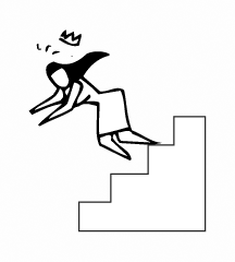 Beauty Contestant Fell From Steps